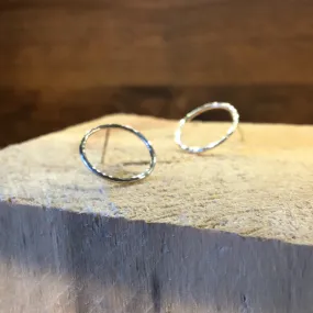 Loop Earring Hammered Silver